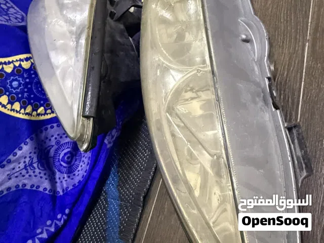 ليت أمامي تويوتا كامري 2005