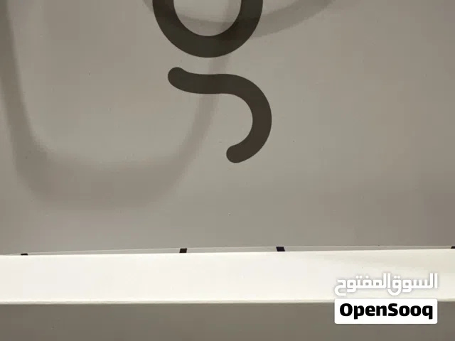 ساعة ابل se3 جديدة starlight الحجم الكبير Apple watch se3 brand new