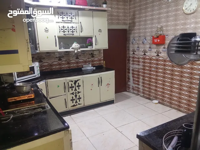 170 m2 2 Bedrooms Townhouse for Sale in Basra Asatidha