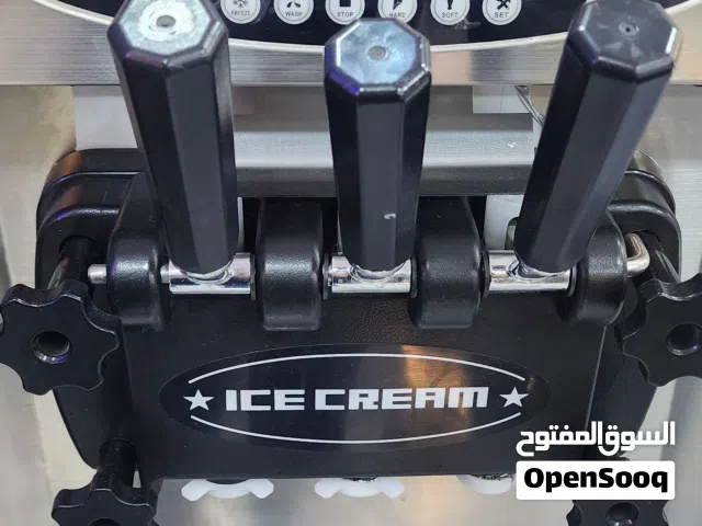 ماكينة بوظة شبه جديد بصلاه على النبي استعمال خفيف
