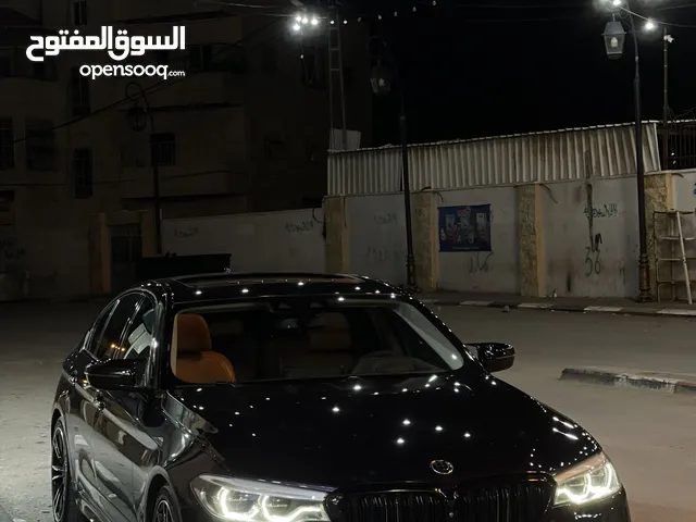 للبيع بي ام 530i بنزين فللل ملغمه 2019 كااشش فرممم