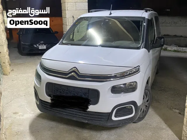 ستروين بارنلجو اوتومات 7 ركاب