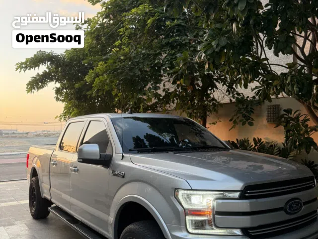 Ford F-150 Lariat 5.0L V8