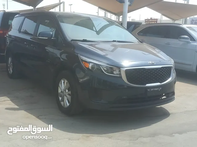 Used Kia Sedona in Ajman