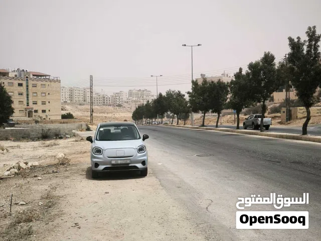 رقم العقار (92) أرض 1000م تجارية للبيع في شفابدران مرج الاجرب على الشارع الرئيسي