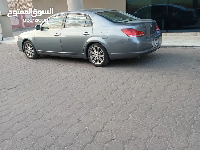 Used Toyota Avalon in Hawally