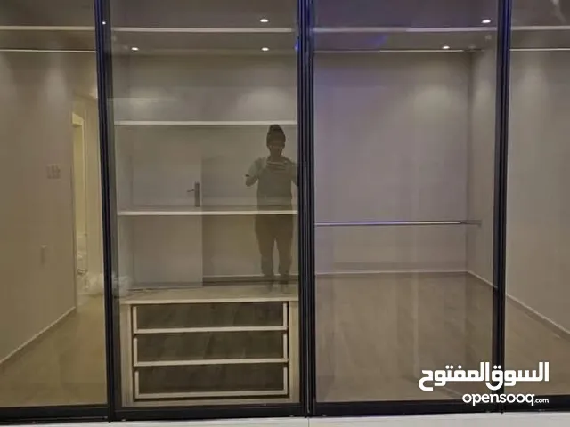 استمتع بالراحة والفخامة مع مجموعتنا الرائعة لغرف النوم! غرف نوم مودرن وكلاسيك بتصاميم عصرية خصومات