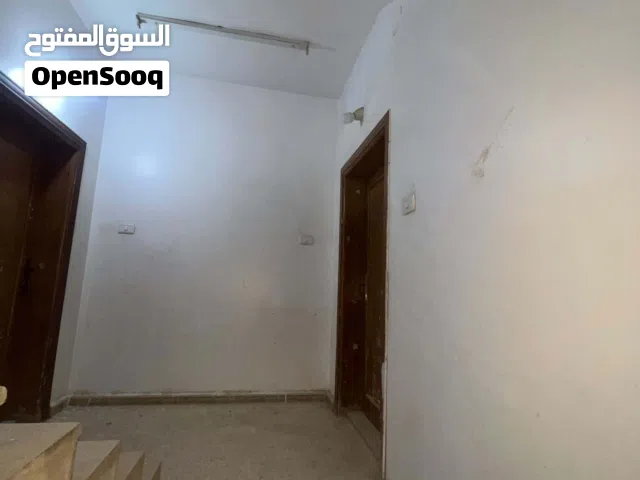 95 m2 2 Bedrooms Apartments for Rent in Mafraq Hay Al-Hussein