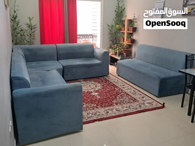مجلس بحالة جيدة للبيع