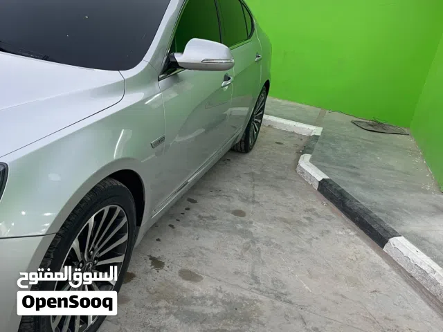 Used Kia Cadenza in Misrata