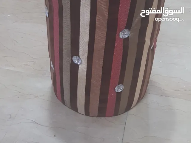 كرسي تسريحة  كرسي تسريحة من ورشتنا تصنيع محلي قوي جدا ولونه مبهر وجميل لون وردي يصلح لكرسي تسريحة