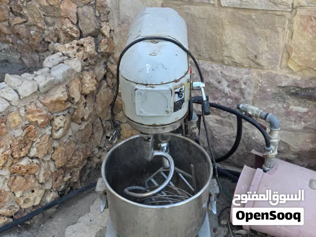 خلاط صناعي للمعجنات والحلويات