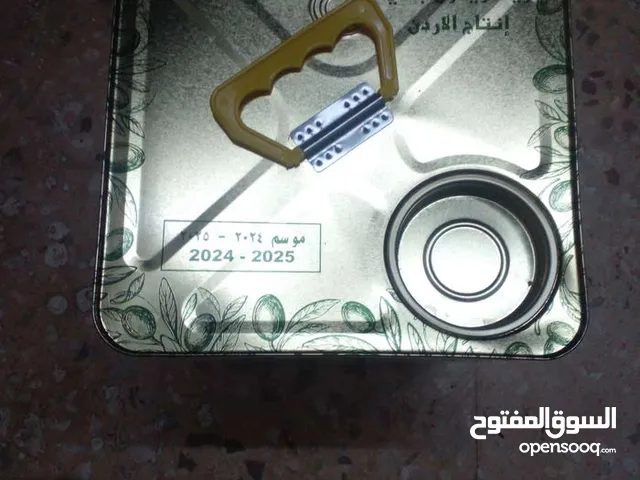 تنكة زيت زيتون بلدي بعل من اراضي زحر اربد