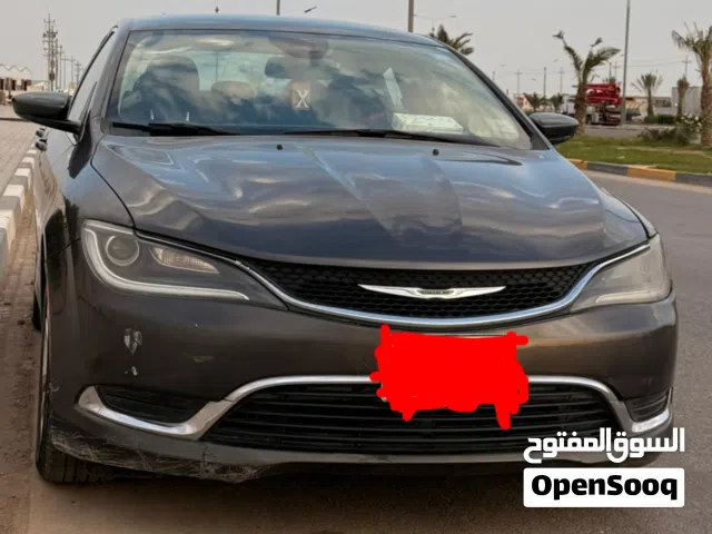 2015 كرايسلر 200 200C