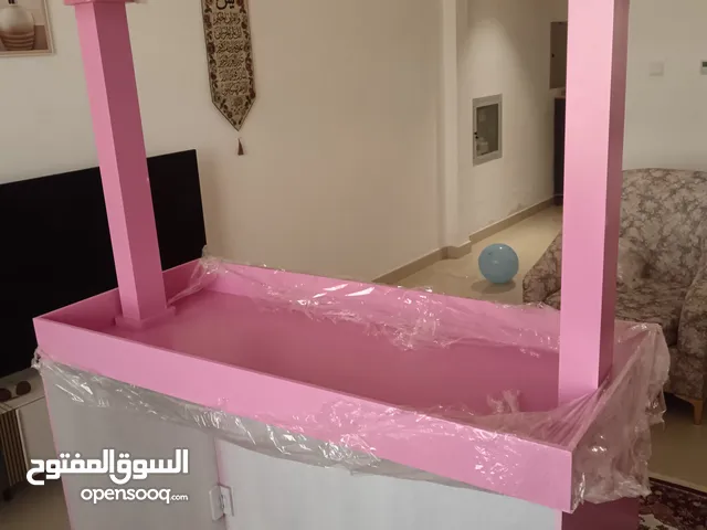 كشك للبيع الطعام او الاكسسورات