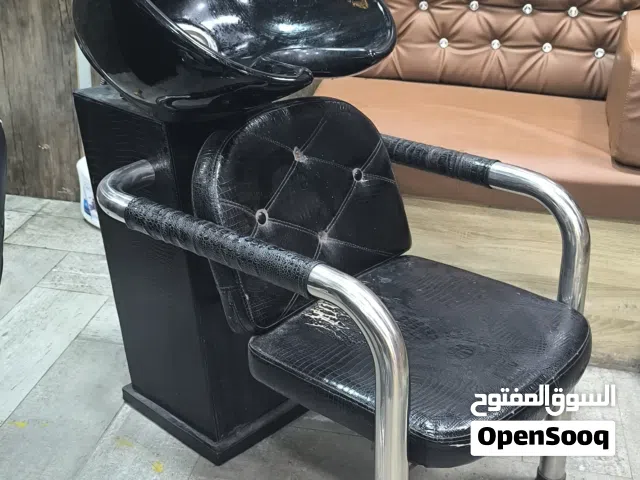 كرسي مغسلة مستعمل بحالة ممتازة للبيع