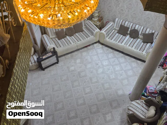 دار سكني نظيف جدا في دور النفط
