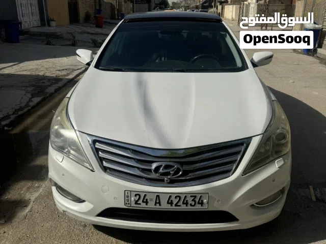 2013 هيونداي ازيرا Standard
