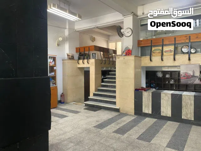 محل واجهه 18 متر على ش عمومى طريق الحريه #رشدى الاسكندريه استثمار إلى نشاط تجارى