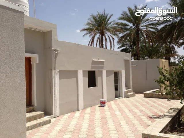 160 m2 3 Bedrooms Townhouse for Sale in Al Dakhiliya Nizwa