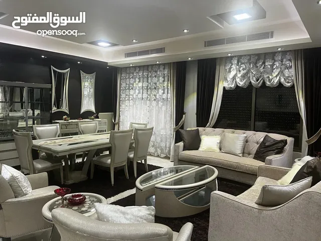 240 m2 More than 6 bedrooms Apartments for Sale in Amman Deir Ghbar