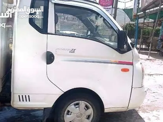 هيونداي بورتر 2008 مع حافظة تبريد