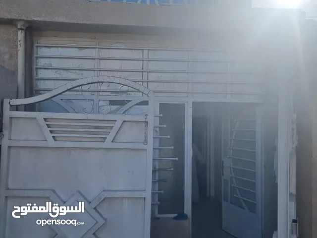 100 m2 2 Bedrooms Townhouse for Rent in Baghdad Al Aml