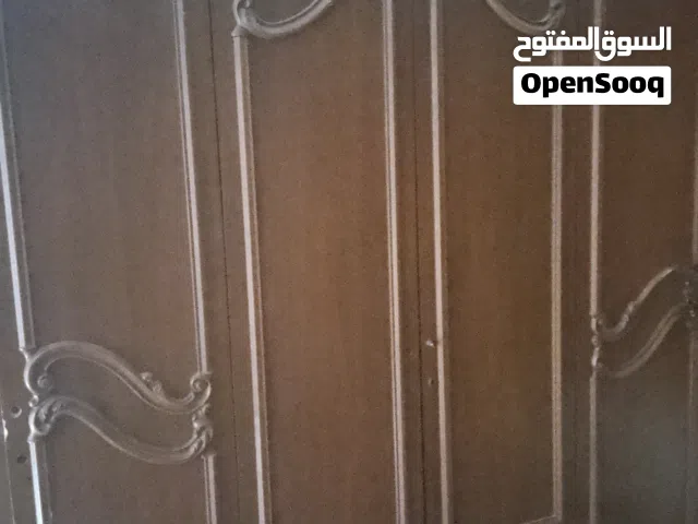 دولاب للبيع كبير الطول 2 نص عمق 50