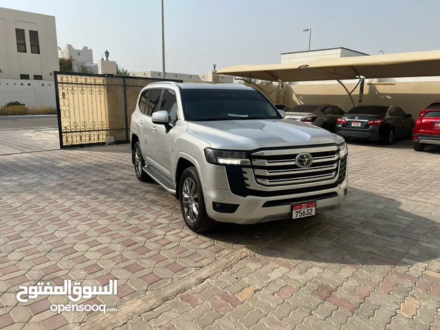 Used Toyota Land Cruiser in Abu Dhabi