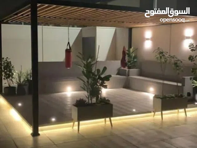 غرف زجاجيه و مجلس خارجي و تنسيق حدائق و جميع أعمال الحداده و الدهان