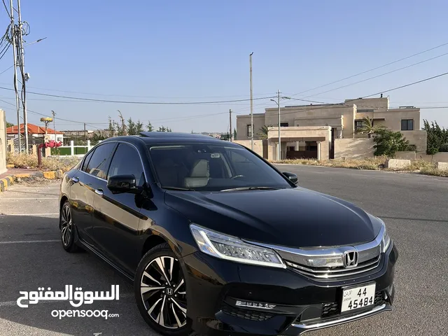 HONDA ACCORD HYBIRD TOURING 2017 FULLY LOADED