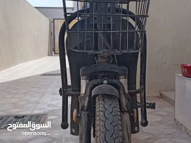 سكوتر للبيع مستعمل مده بسيطه شوف الوصف