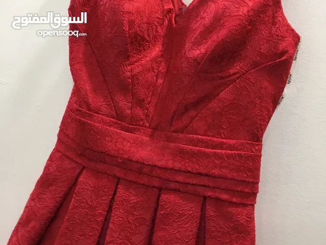 فستان خمري  صيفي للبيع