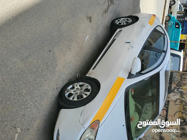 هيونداي النتراء موديل 2010 فل كامل