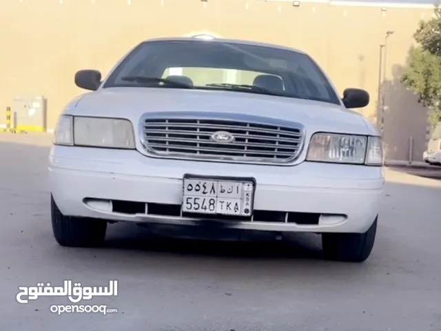 Ford Crown Victoria 2009 in Al Riyadh