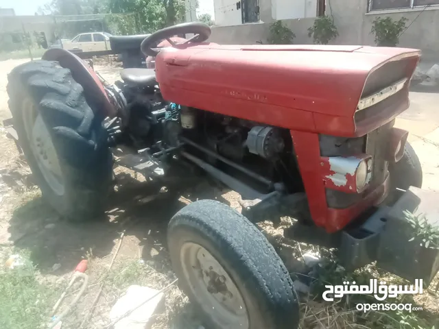 1986 Tractor Agriculture Equipments in Irbid