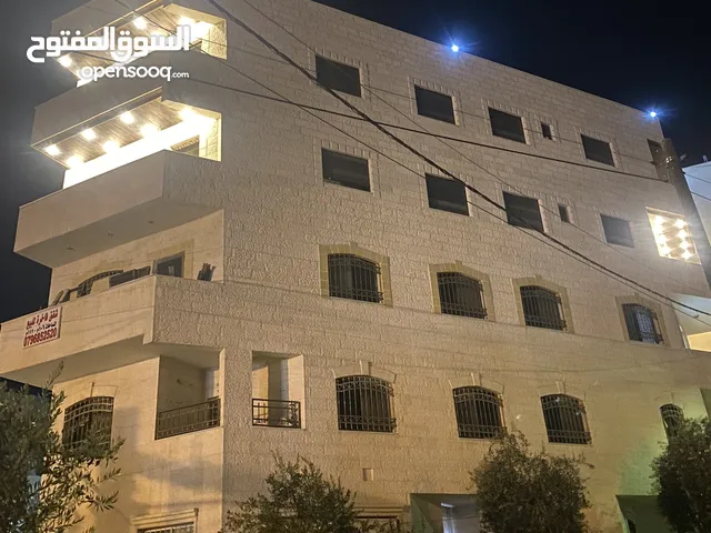111 m2 2 Bedrooms Apartments for Sale in Zarqa Jabal Tareq