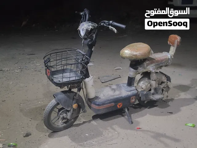 سيكل كهربائي نوع ياديا تينا الشركه الغنيه عن التعريف