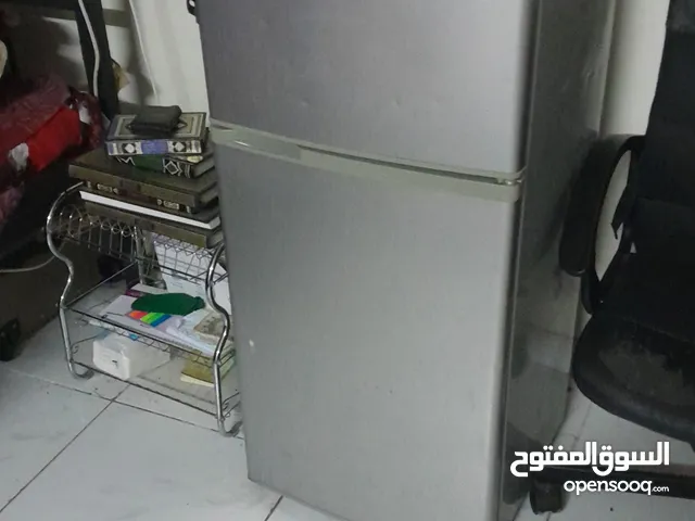 looking for used refrigerator
