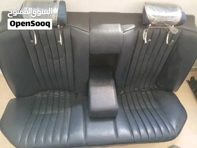 غرفه مرسيدس بطه مديل 90جلد اصلي الماني  ضواو خلفيه هويات تابلو أمامي وكاله