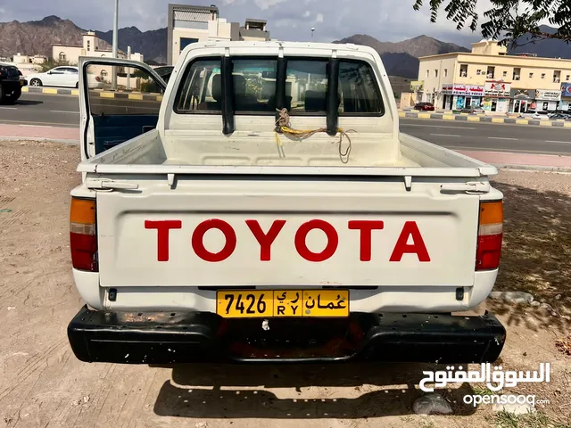 Used Toyota Hilux in Al Batinah