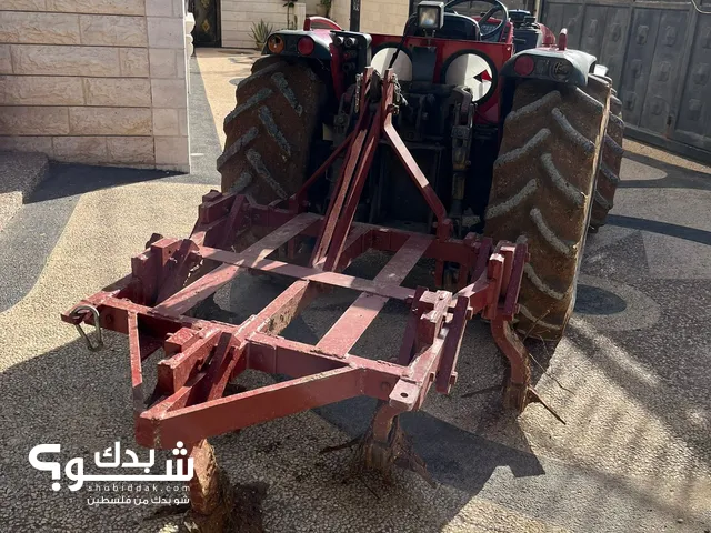2001 Tractor Agriculture Equipments in Hebron