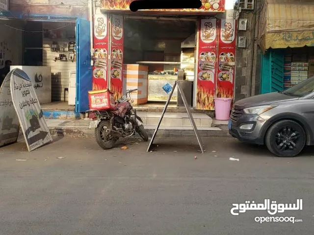 محل فلافل وشاوارما سعر مغري وموقع ممتاز