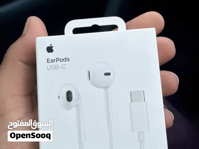 سماعة ابل جديده ب الكارتون