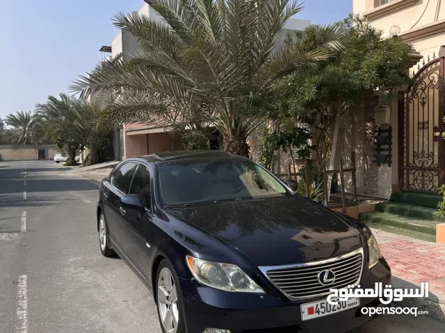 Used Lexus LS in Muharraq