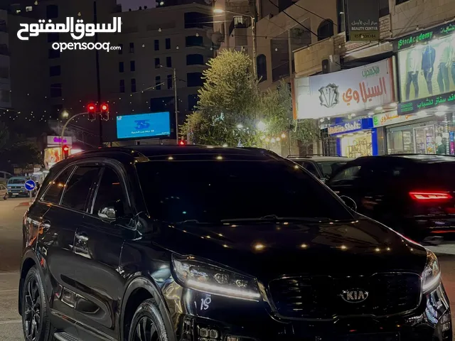 KIA~SORENTO~2.2~200hp