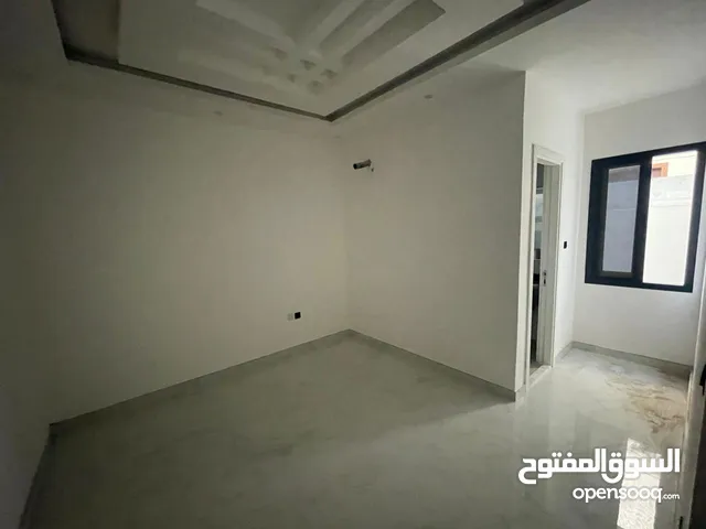 200 m2 4 Bedrooms Apartments for Rent in Ajman Al Yasmin