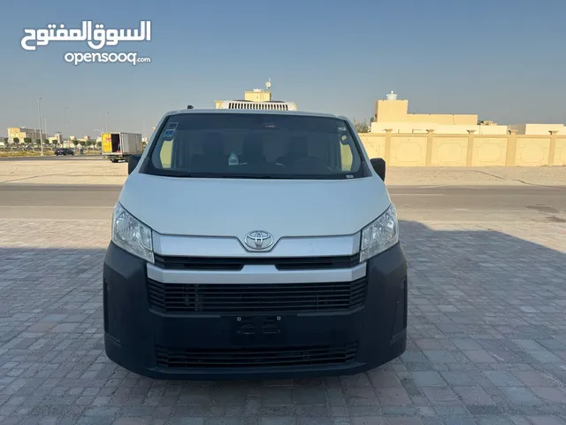 تويوتا هايس ثلاجة 2021