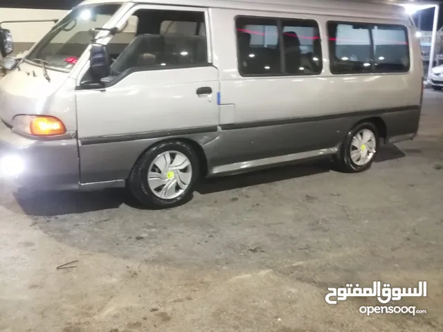 Used Hyundai H 100 in Mafraq