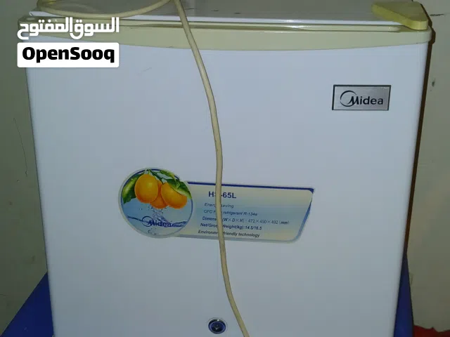 للبيع ثلاجة صغيرة مستعمل نظيفة